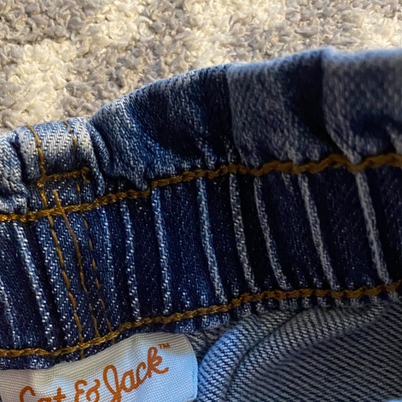 2 pairs of Cat & Jack paper bag waist jeans  Size 6 - Picture 3 of 4